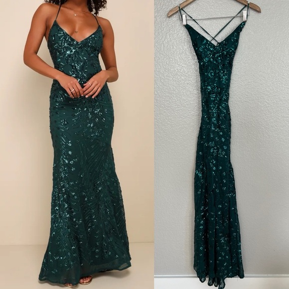NWOT Photo Finish Forest Green Sequin Lace-Up Maxi Dress - Picture 1 of 9